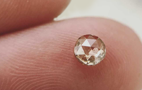 Light-Brown Chakri Diamond